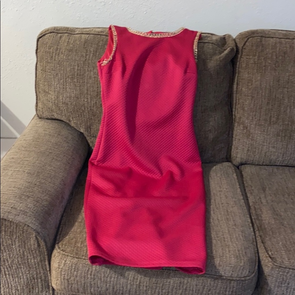 Dress - Picture 7 of 9